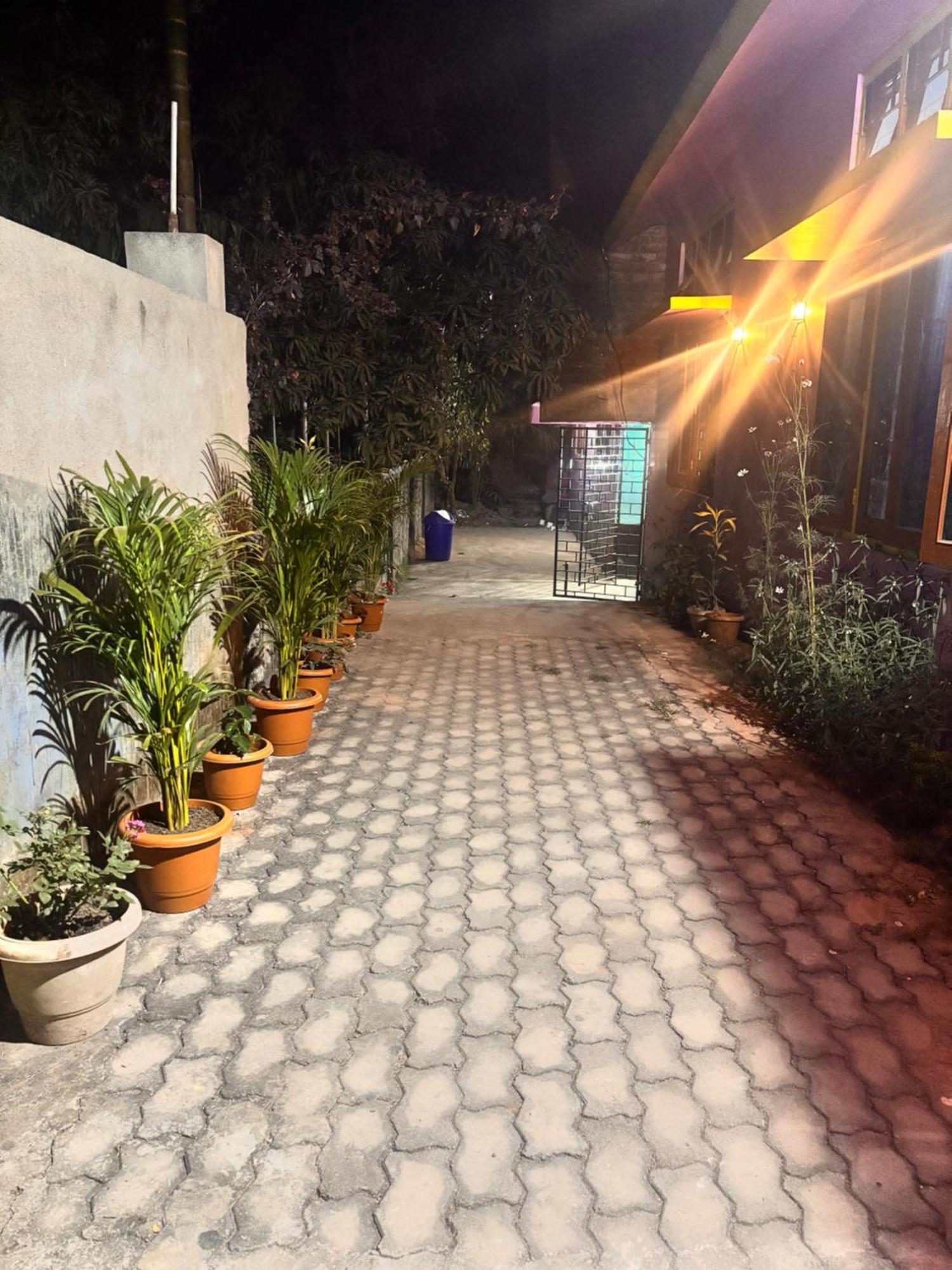 Jbs Stay Guwahati Dış mekan fotoğraf